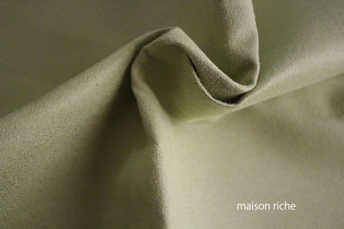 パリ直仕入れ　ピタッチオ　ベルベット生地